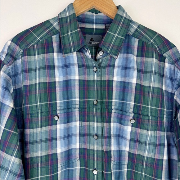 LizWear Vintage 90's Plaid Button Down Blouse - Picture 2 of 8